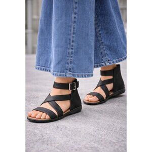 Naot Leather Sandals Womens EU 40 US 9 Black Strappy Comfort Ankle Strap